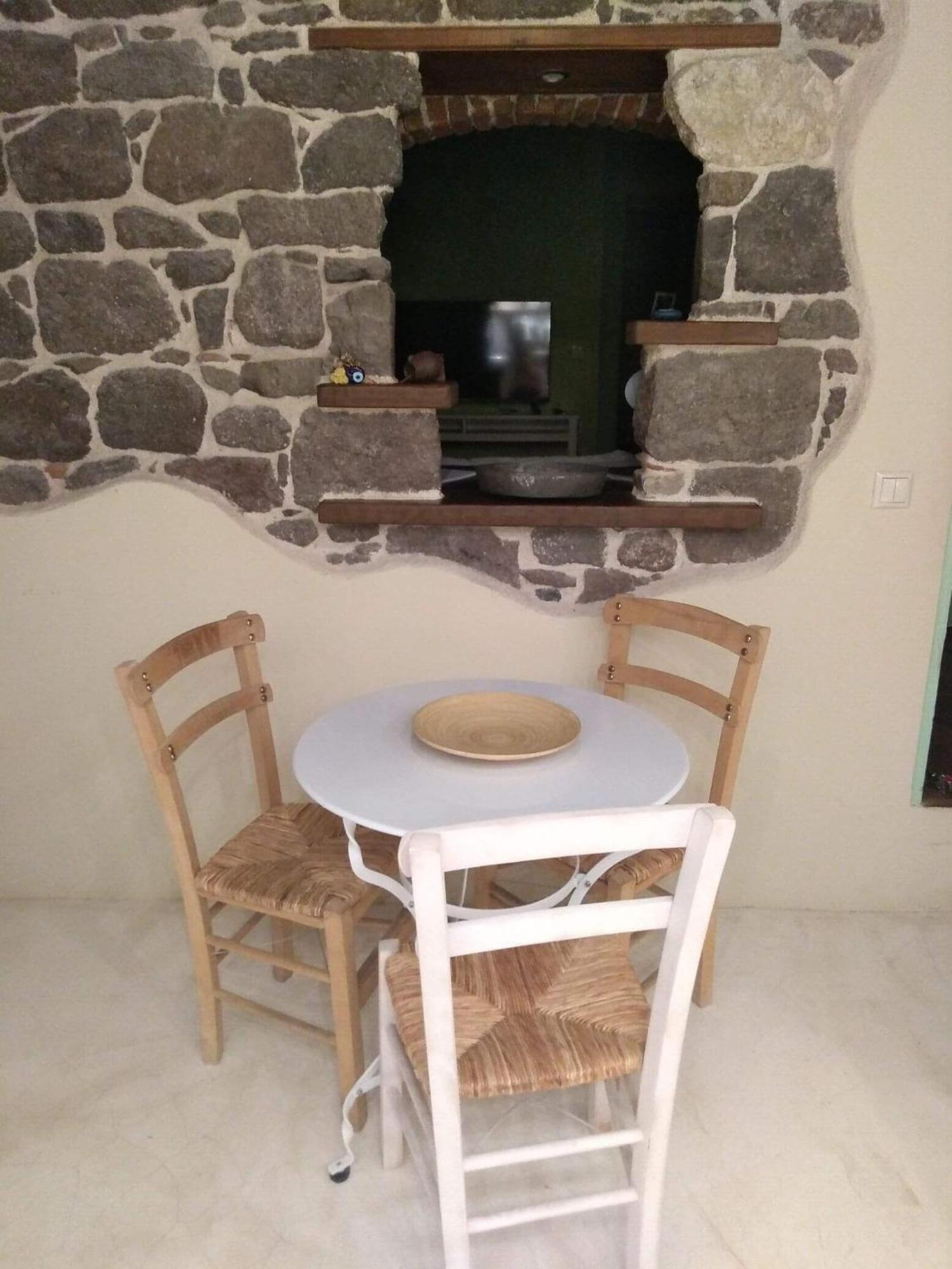 미팀나 Molyvos Boutique House 아파트 외부 사진